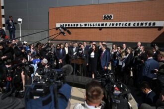 230418164538-02-dominion-fox-trial-settlement-0418