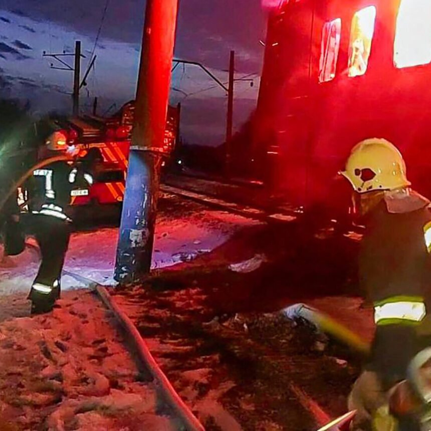 28int-ukraine-train-pzfw-mediumSquareAt3X