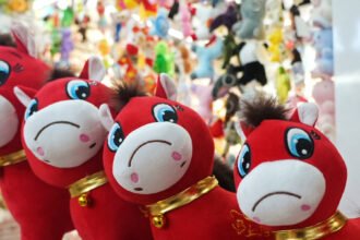 28xp-sadhorse-top-glpv-mediumSquareAt3X