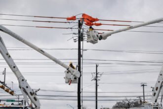 30cli-grid-risks-01-kjgp-mediumSquareAt3X-1