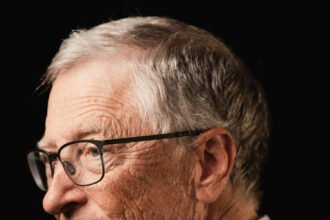 30epstein-files-live-bill-gates-topart-pzcf-mediumSquareAt3X