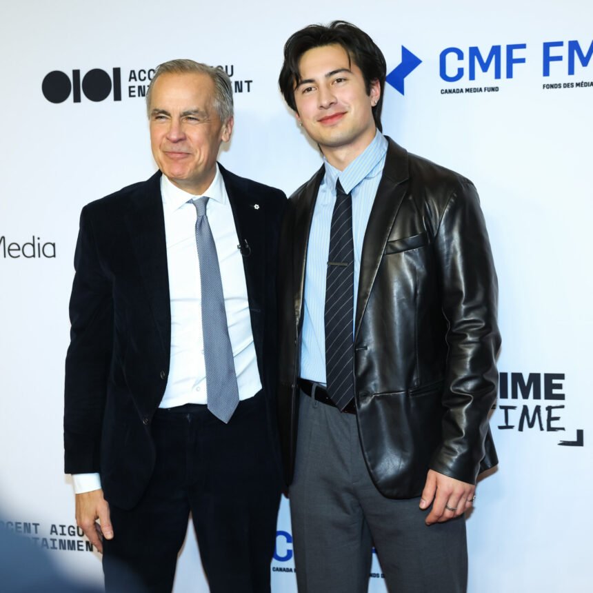 31canadaletter-redcarpet2-hlbz-mediumSquareAt3X