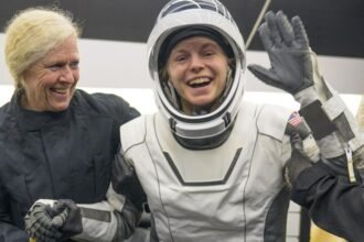 84c5fd70-f20d-11f0-a422-4ba8a094a8fa