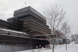 E3ANAR4DMFAB7ETPL7CNZEMNB4