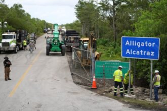 Florida_Immigration_Detention_Center_42807