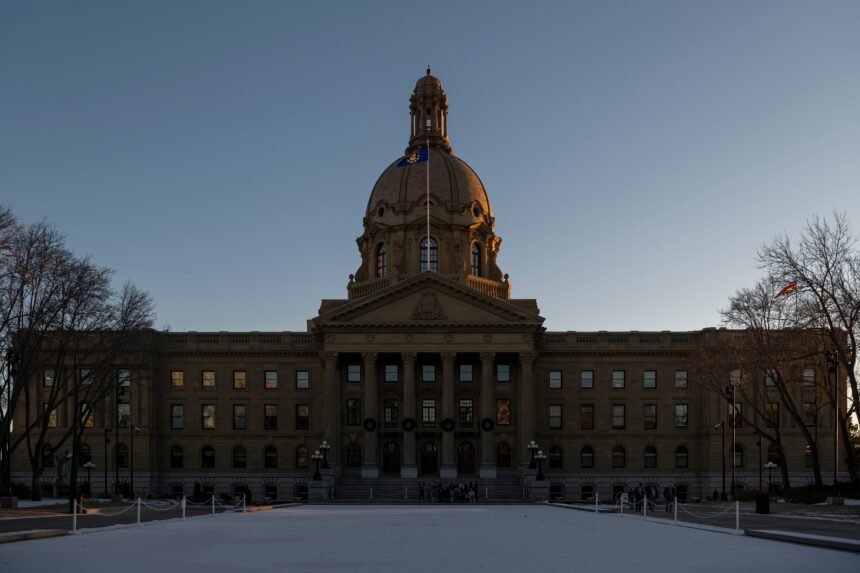 GEGIKJSGAFCVFPYRKLYK6WJ6BQ