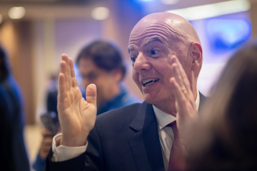 YF3PGQ4ET5BG3EXE2PSQ3SGXLI