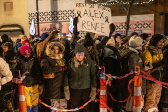 dc-factcheck-qkbg-mediumSquareAt3X