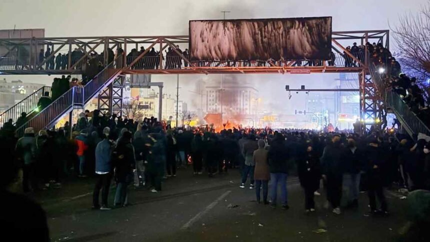 https3A2F2Fd1e00ek4ebabms.cloudfront.net2Fproduction2Ffd3729ed-d6d9-4709-84e8-ac77df352c6e