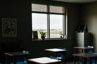 00HS-VACCINES-STATES-01-kzgp-mediumSquareAt3X