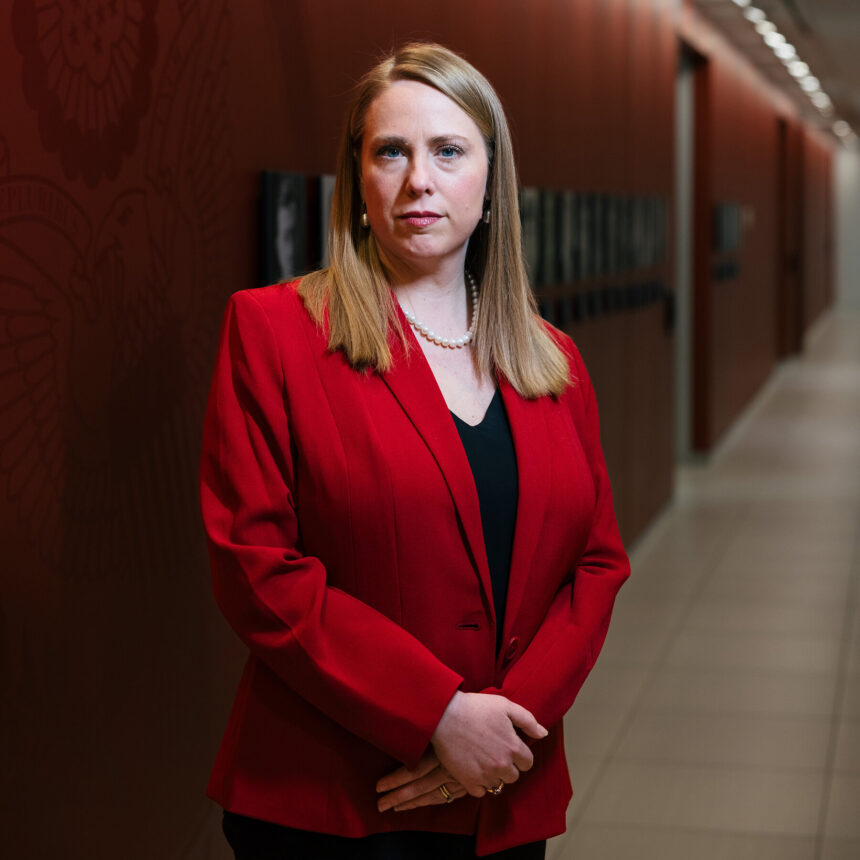 00biz-eeoc-bathrooms-kmth-mediumSquareAt3X-1