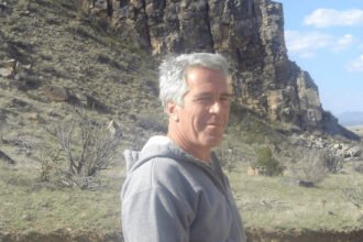 01epstein-redactions-jhwp-mediumSquareAt3X