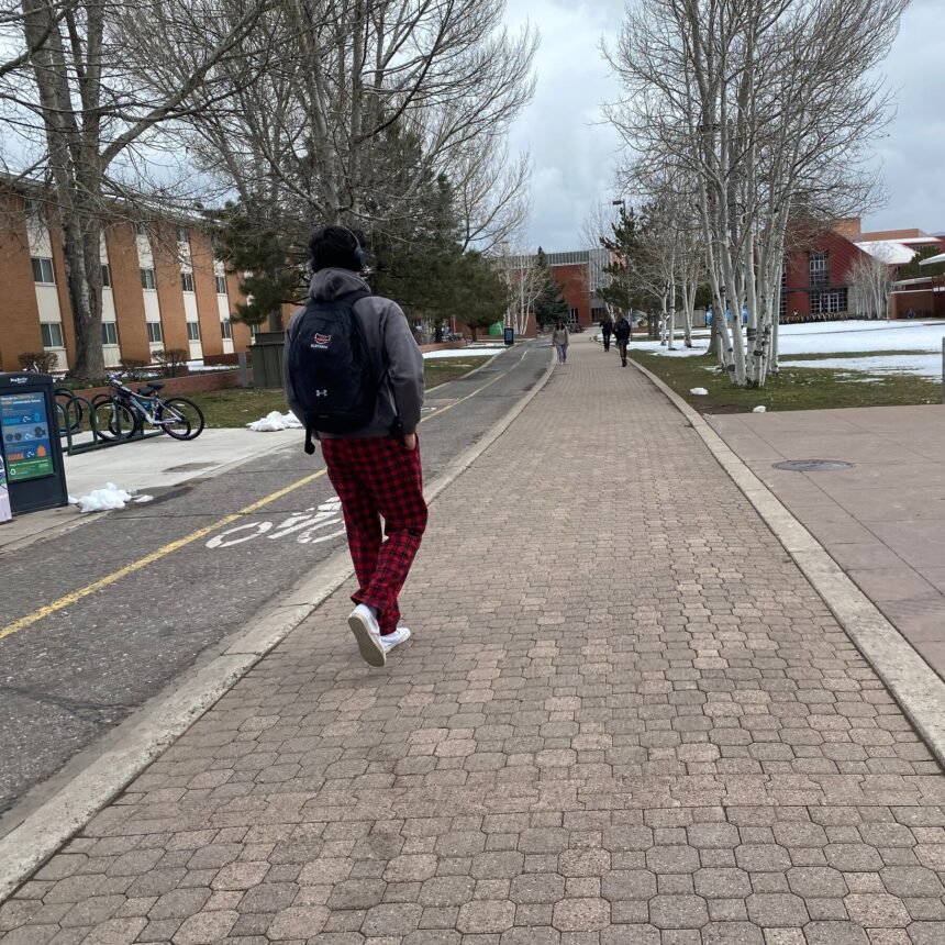 01xp-hazing2-mediumSquareAt3X