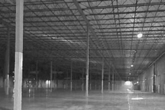 01xp-warehous3-mediumSquareAt3X