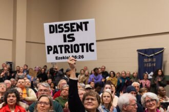 02-nat-springfield-t-zmwq-mediumSquareAt3X