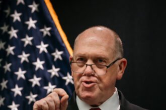 04dc-homan-clqt-mediumSquareAt3X