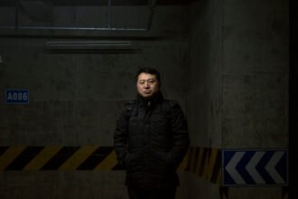 04int-china-journalists-tjfz-mediumSquareAt3X