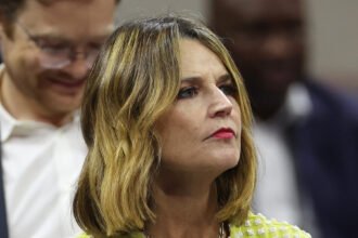 04nat-guthrie-fam-zhcj-mediumSquareAt3X