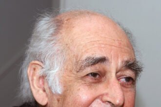 05Huntford-wqkt-mediumSquareAt3X