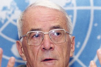 05Morillon-02-chjb-mediumSquareAt3X