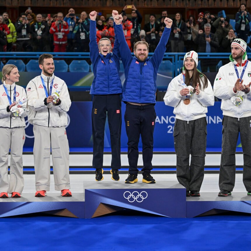 05olympics-fast-photos-mixed-curling-GRID-PROMO-addd-mediumSquareAt3X-v3-1