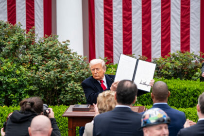 05scotus-tariffs-what-is-ieepa-topart-mzhj-mediumSquareAt3X