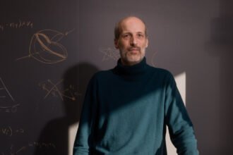 07SCI-FIRSTPROOF-01-tljw-mediumSquareAt3X