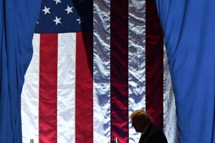 09-pol-on-politics-trump-jhqg-mediumSquareAt3X