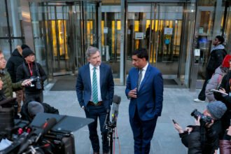 10db-epstein-bmvl-mediumSquareAt3X