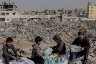 12Gaza-Funds-01-jqlv-mediumSquareAt3X