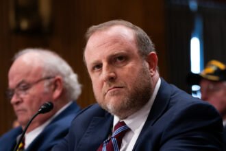 13nat-carl-1-gptf-mediumSquareAt3X