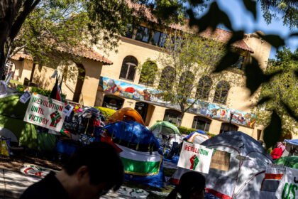 13nat-stanford-students-ljkv-mediumSquareAt3X