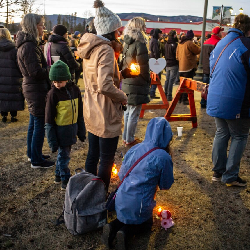 14canadaletter-vigil-mediumSquareAt3X