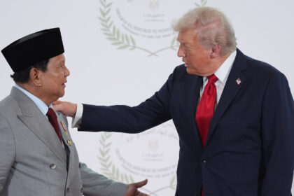 19Biz-Indonesia-Trade-02-kblv-mediumSquareAt3X