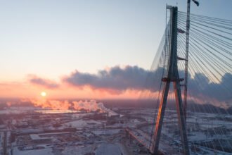 19canada-windsor-trade-jcqh-mediumSquareAt3X