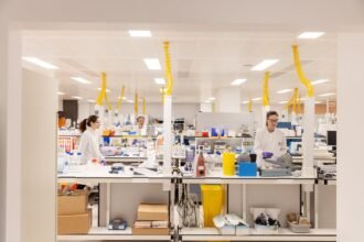 20090800-acf7c78a-4f7a-490f-9f20-18d6f0937407-1