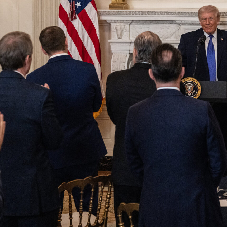 20dc-trump-loss-zmwb-mediumSquareAt3X