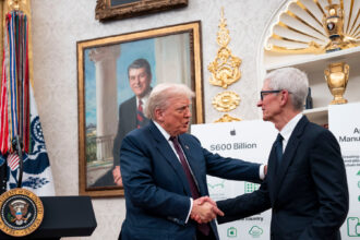 20scotus-tariffs-apple-kzvm-mediumSquareAt3X