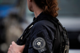 22dc-secret-service-bqmz-mediumSquareAt3X-22