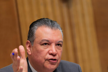 23pol-padilla-kfjp-mediumSquareAt3X-2