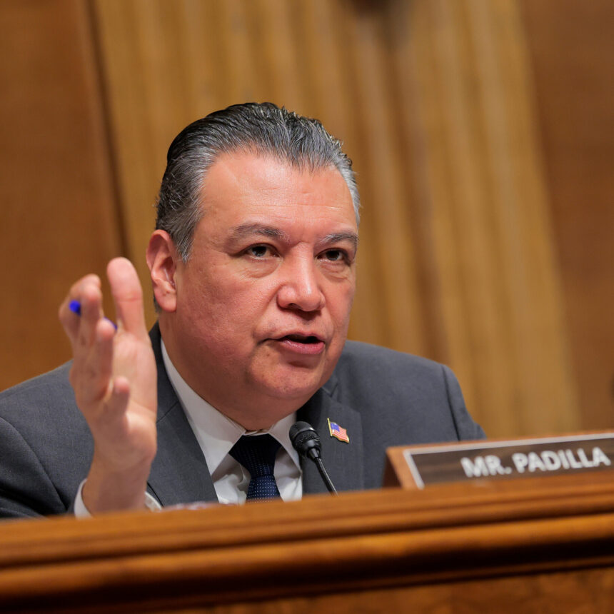 23pol-padilla-kfjp-mediumSquareAt3X-2