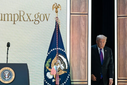 25dc-trump-name-jchg-mediumSquareAt3X-1