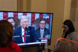 26biz-sotu-ratings1-tzbj-mediumSquareAt3X