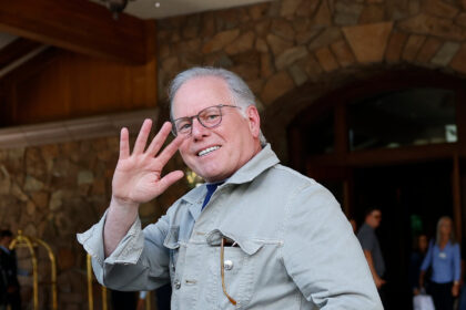 27biz-zaslav-1-kfvz-mediumSquareAt3X-2