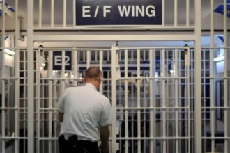 595499b0-b0d3-11f0-bf5a-11e181bfe30d-1