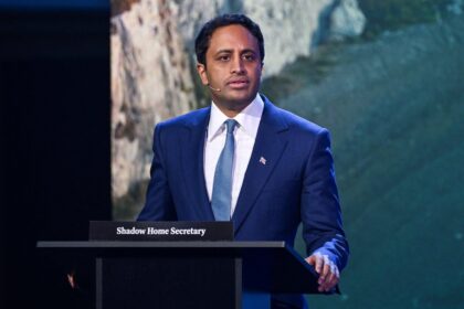 Britains-Reform-UK-announces-members-of-the-partys-shadow-cabinet-in-London-jnf2zrug