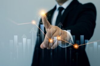 Halo-Service-Systems_Header-Image_iStock-2199403698