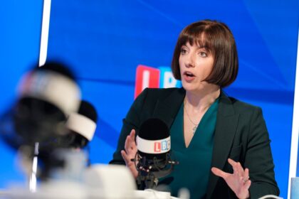 Phillipson-on-LBCs-Call-the-Cabinet-dhey59af