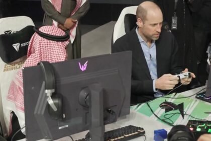 Prince-William-takes-on-eSports-gaming-and-football-in-Saudi-visit