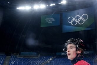 f8bd58b83b23ac15a99173e66810c3d98fa2776578df01a303557b8e64f4fec8